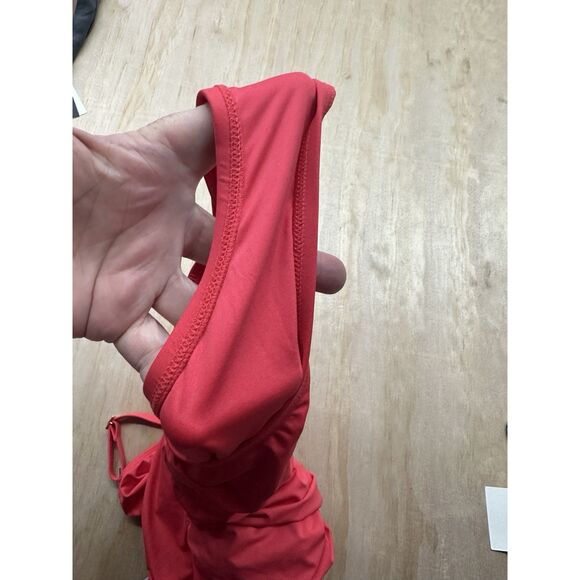 La Blanca One Piece Swimsuit Sz 2 Red NWTs $83 Runched Waist SPF 50+ Small - Picture 4 of 4